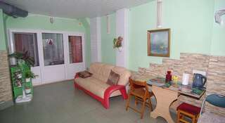 Гостевой дом Inn na Oktyabrskoy Алушта Бюджетный двухместный номер с 1 кроватью-7